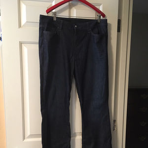 Joe's Jeans Jeans - JOES JEANS HONEY CUT SZ 32 EAMES WASH Joe's Jeans Jeans - JOES JEANS HONEY CUT SZ 32 EAMES WASH
